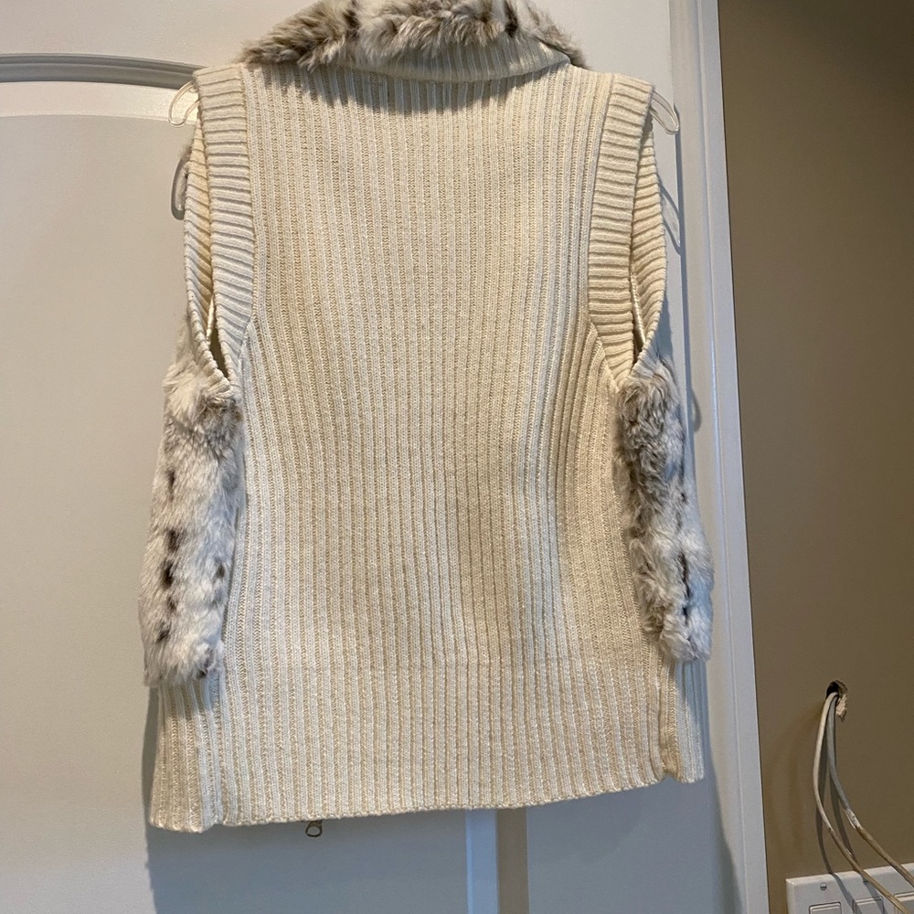 Fur Vest - Picture 3 of 3